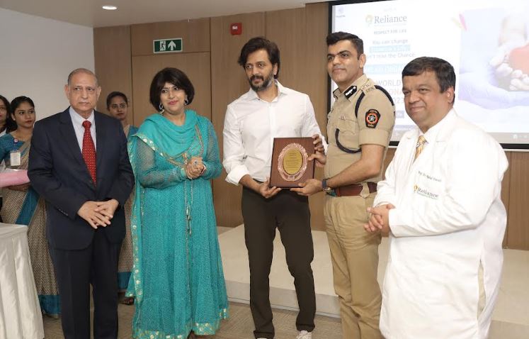 Sir HN Reliance Foundation Hospital Conducts 'Walk for Life' with Organ Recipients; Riteish Deshmukh Joins Celebrations to Promote Organ Donation