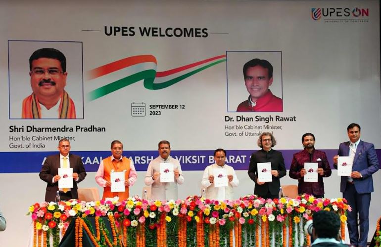 Union Minister Shri Dharmendra Pradhan and Cabinet Minister Dr. Dhan Singh Rawat Jointly Inaugurate UPES ON, Marking a Milestone in Online Education