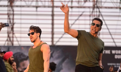 Akshay Kumar and Tiger Shroff's Grand Entry Creates Chaos in Lucknow